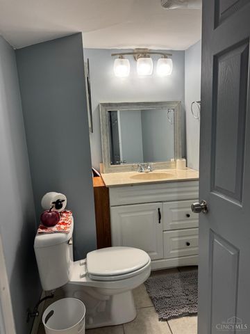 1863 W Kemper Road, Forest Park, OH 45240