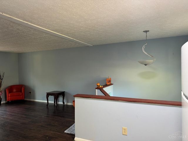 1863 W Kemper Road, Forest Park, OH 45240