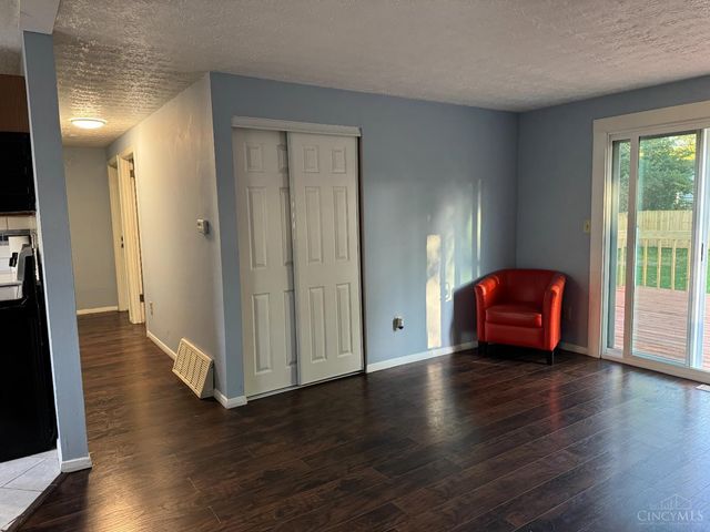 1863 W Kemper Road, Forest Park, OH 45240