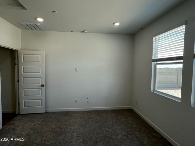 32564 N SMOKE VIEW Trail, Peoria, AZ 85383