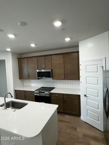 32564 N SMOKE VIEW Trail, Peoria, AZ 85383