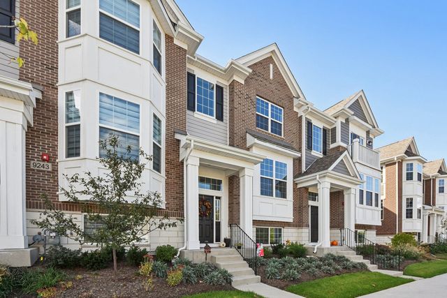 9245 Harlowe Lane, Orland Park, IL 60462