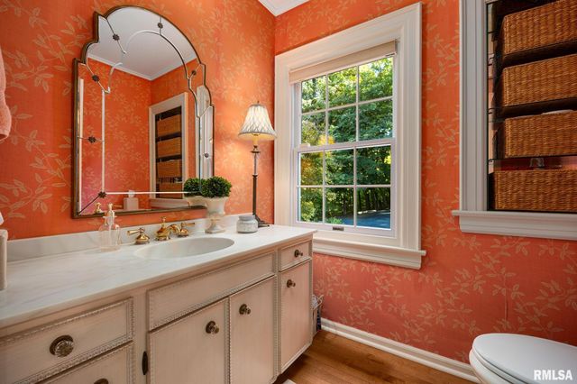 4704 N GRANDVIEW Drive, Peoria Heights, IL 61616