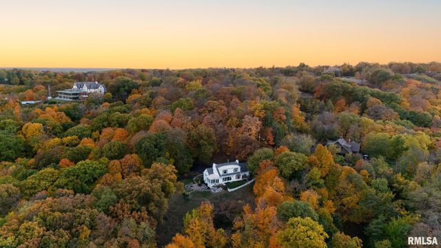 4704 N GRANDVIEW Drive, Peoria Heights, IL 61616