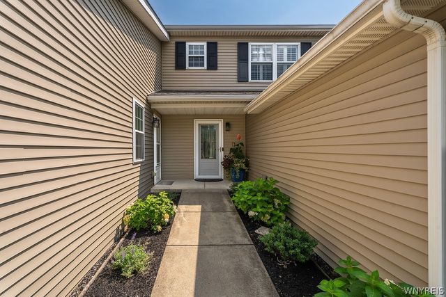 35 Union Common, Amherst, NY 14221