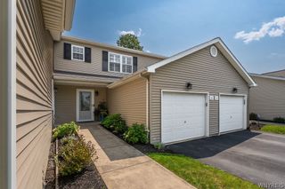 35 Union Common, Amherst, NY 14221