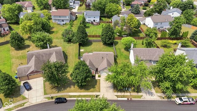 14058 Meadow Lake Drive, Fishers, IN 46038