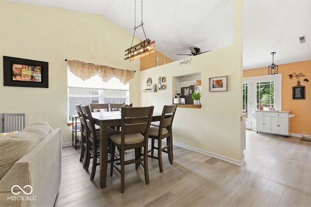 14058 Meadow Lake Drive, Fishers, IN 46038