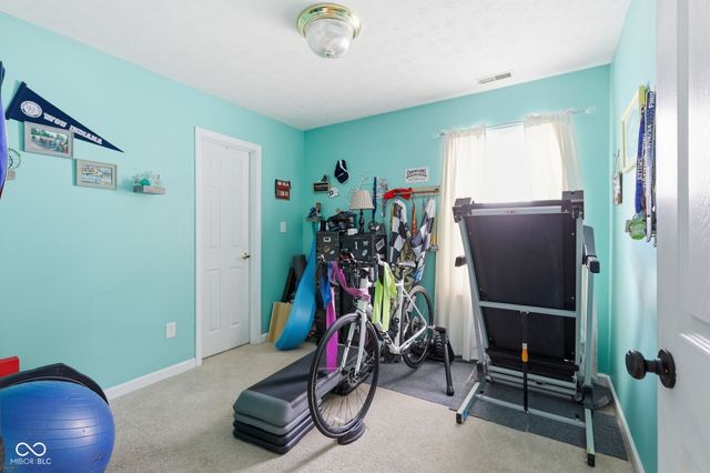 14058 Meadow Lake Drive, Fishers, IN 46038