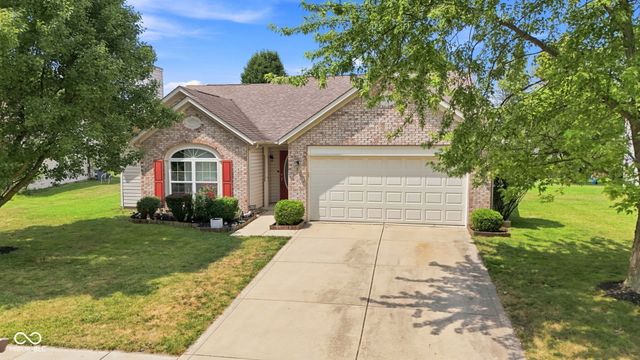 14058 Meadow Lake Drive, Fishers, IN 46038