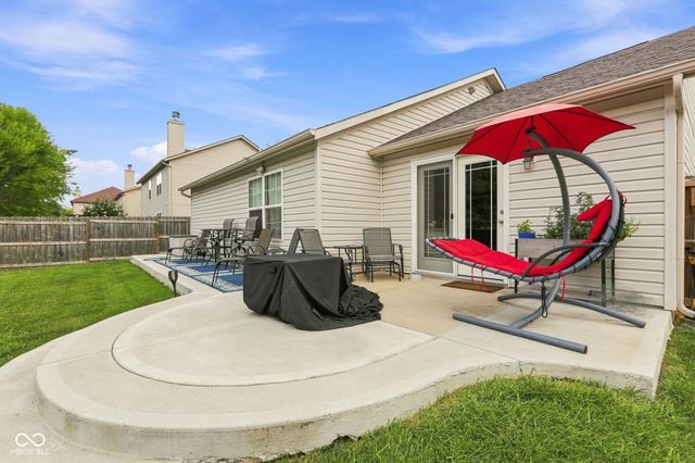 14058 Meadow Lake Drive, Fishers, IN 46038