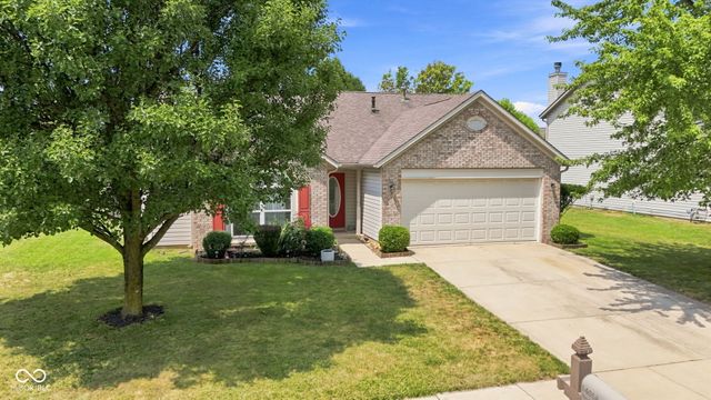 14058 Meadow Lake Drive, Fishers, IN 46038