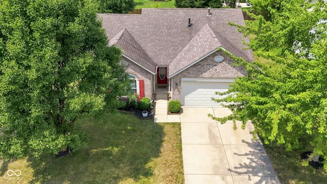 14058 Meadow Lake Drive, Fishers, IN 46038