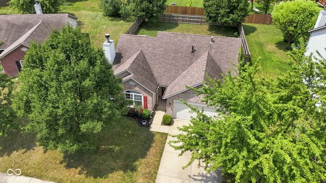 14058 Meadow Lake Drive, Fishers, IN 46038