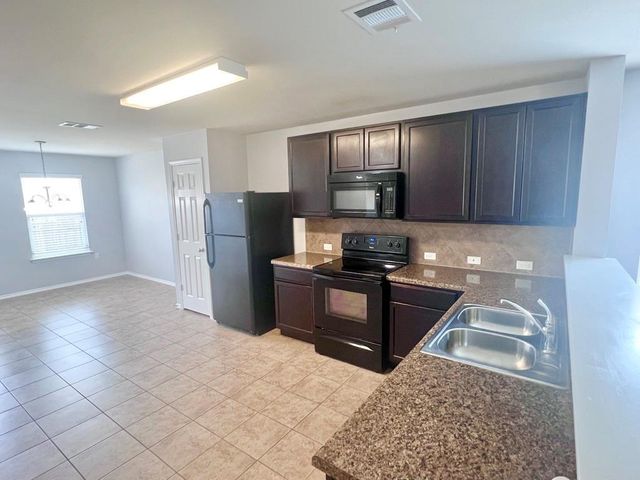 5813 Knoll Pines PASS, Austin, TX 78724