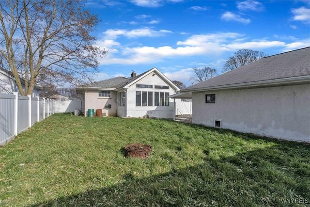 2965 Jerauld Avenue, Niagara Falls, NY 14305