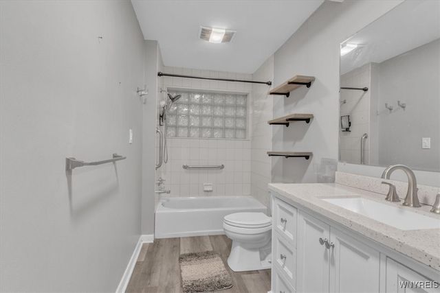 2965 Jerauld Avenue, Niagara Falls, NY 14305