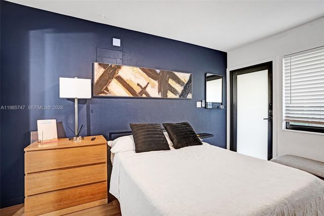 754 NE 40th St B, Fort Lauderdale, FL 33334