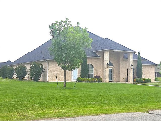 10917 Oaksplinter Lane, Oklahoma City, OK 73173
