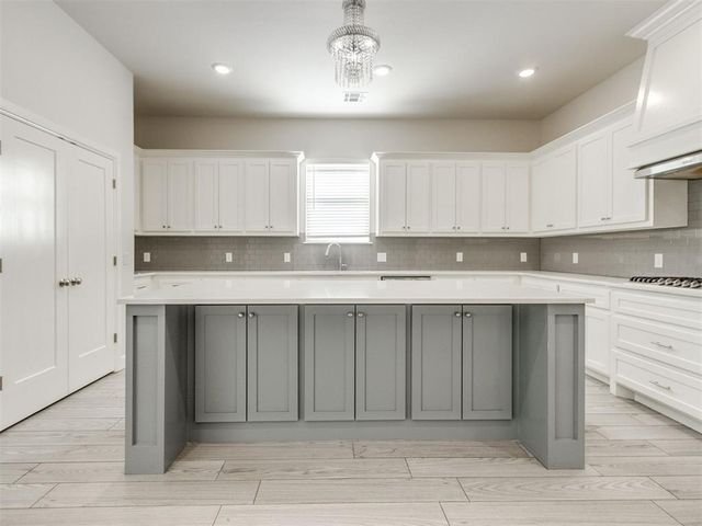 10917 Oaksplinter Lane, Oklahoma City, OK 73173
