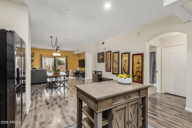 920 E DEVONSHIRE Avenue 2027, Phoenix, AZ 85014