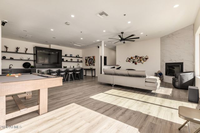 920 E DEVONSHIRE Avenue 2027, Phoenix, AZ 85014