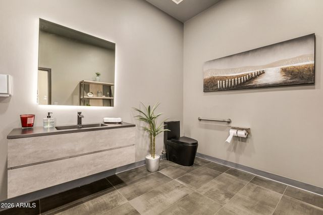 920 E DEVONSHIRE Avenue 2027, Phoenix, AZ 85014