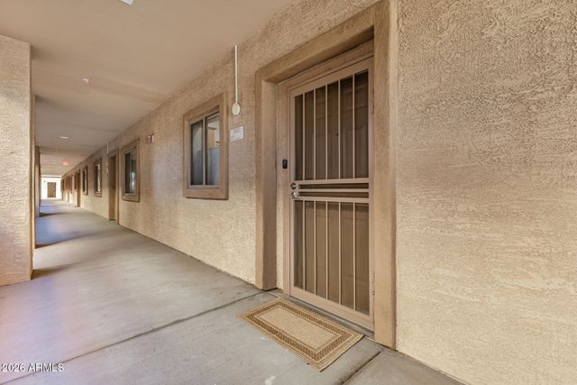 920 E DEVONSHIRE Avenue 2027, Phoenix, AZ 85014