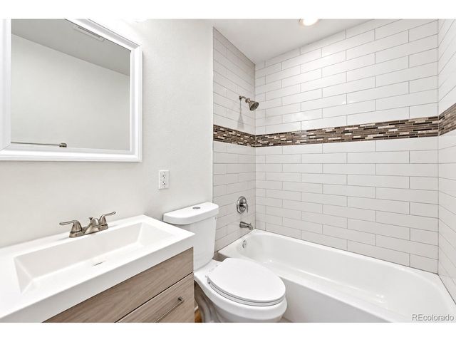 2631 S Green Ct, Denver, CO 80219
