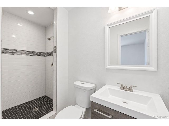 2631 S Green Ct, Denver, CO 80219