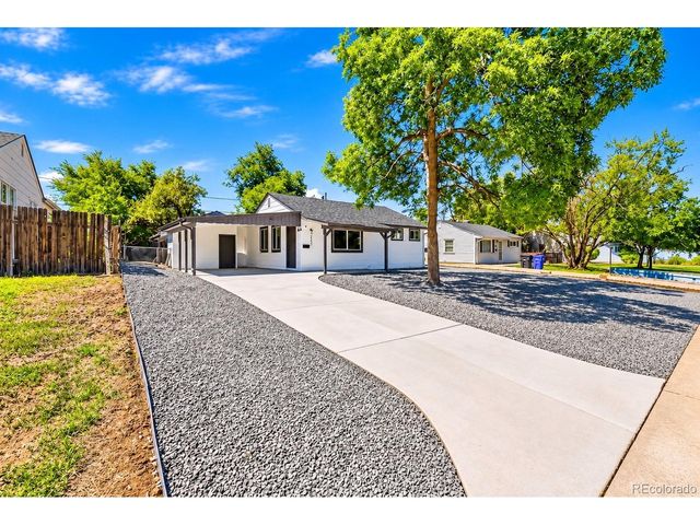 2631 S Green Ct, Denver, CO 80219