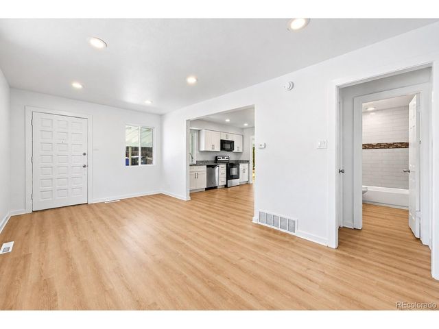 2631 S Green Ct, Denver, CO 80219