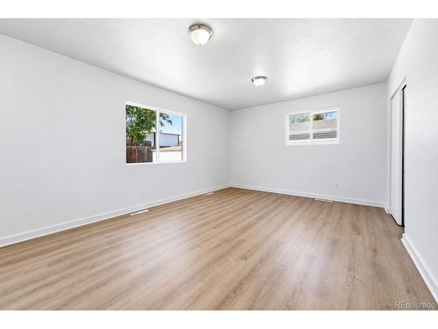 2631 S Green Ct, Denver, CO 80219