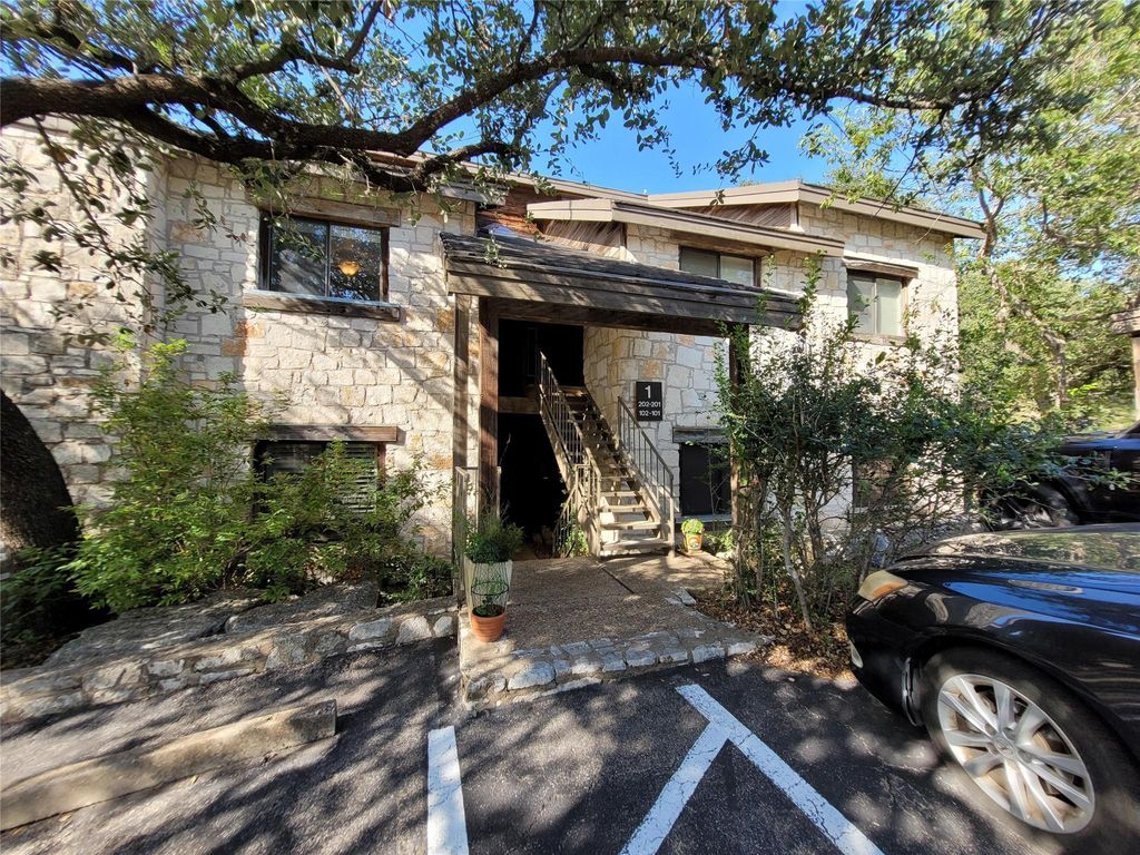 8200 Neely DR 202, Austin, TX 78759