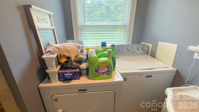 408 Oakdale Street, Gastonia, NC 28054