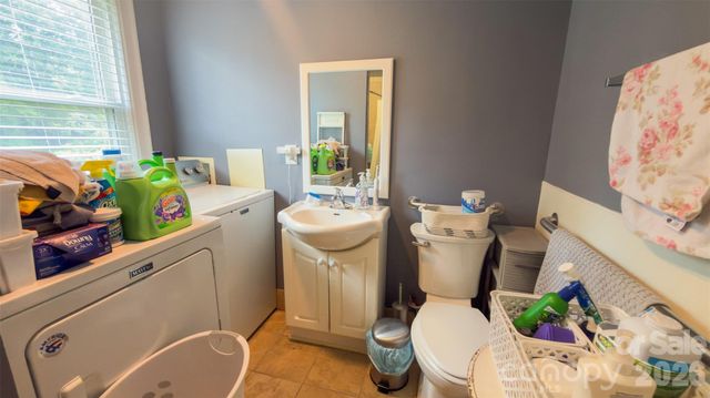 408 Oakdale Street, Gastonia, NC 28054