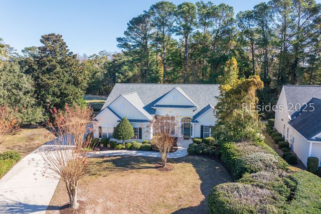7 Crescent Cir, Bluffton, SC 29910