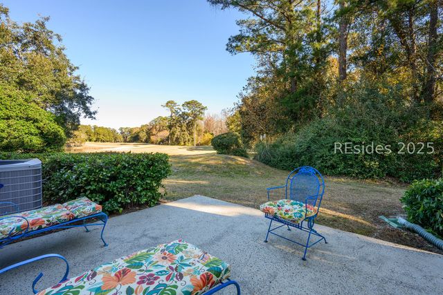 7 Crescent Cir, Bluffton, SC 29910