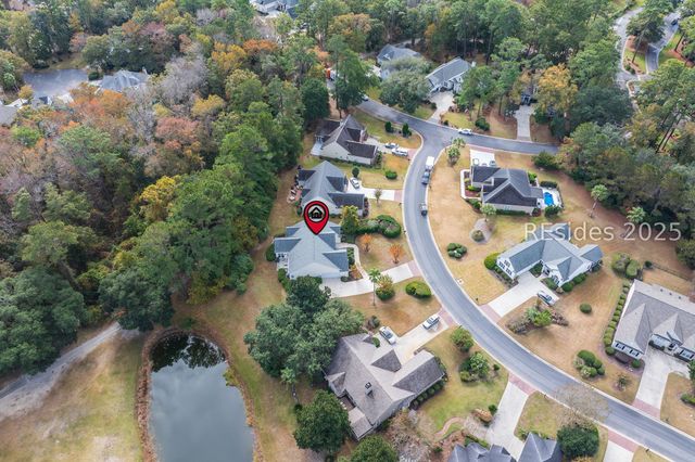 7 Crescent Cir, Bluffton, SC 29910