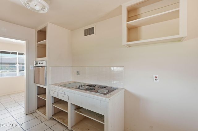 2743 W Ocotillo Road, Phoenix, AZ 85017