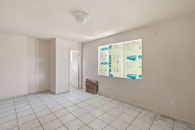2743 W Ocotillo Road, Phoenix, AZ 85017