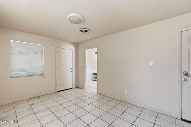 2743 W Ocotillo Road, Phoenix, AZ 85017