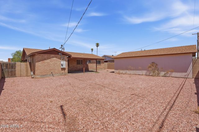 2743 W Ocotillo Road, Phoenix, AZ 85017