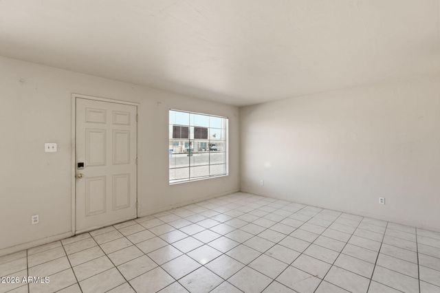 2743 W Ocotillo Road, Phoenix, AZ 85017
