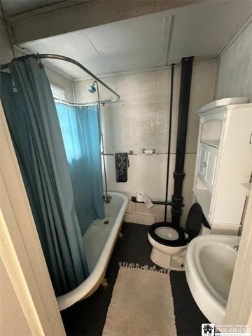 100 Eagle Street, Pomfret, NY 14063