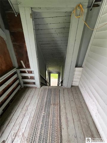 100 Eagle Street, Pomfret, NY 14063