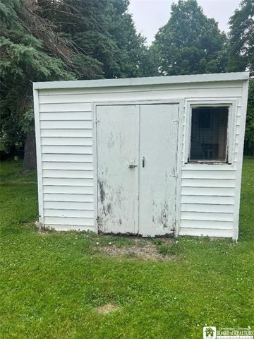 100 Eagle Street, Pomfret, NY 14063