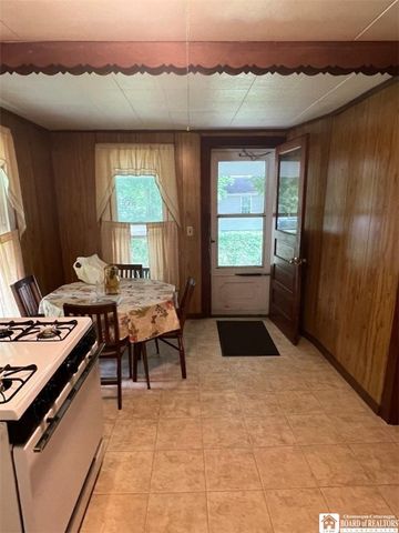 100 Eagle Street, Pomfret, NY 14063