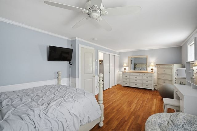 7 Crestwood Rd, Leicester, MA 01524