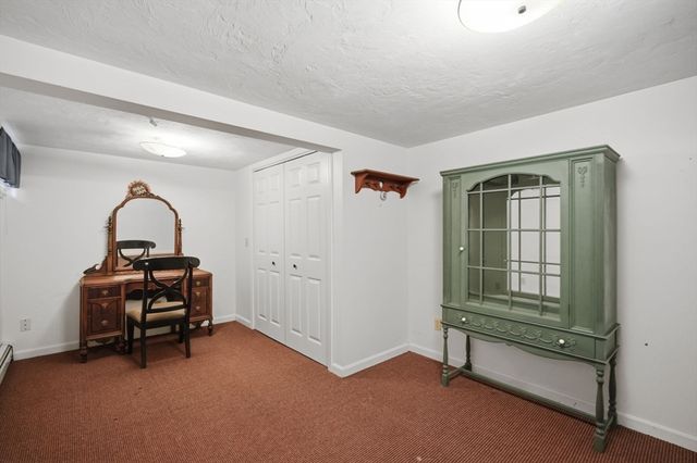 7 Crestwood Rd, Leicester, MA 01524